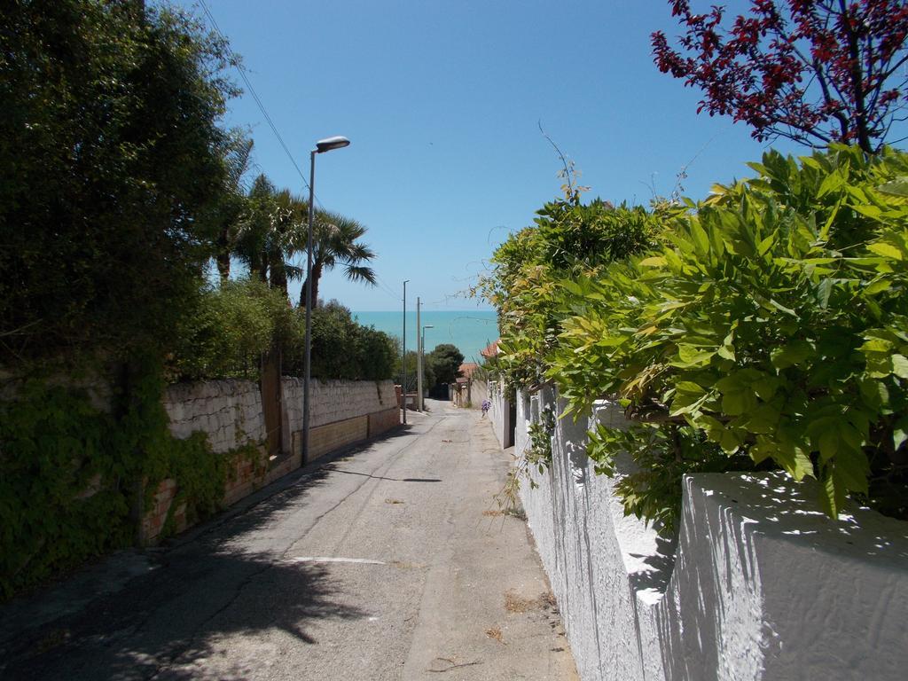 فيلا Holiday House Torre Di Manfria جيلا المظهر الخارجي الصورة